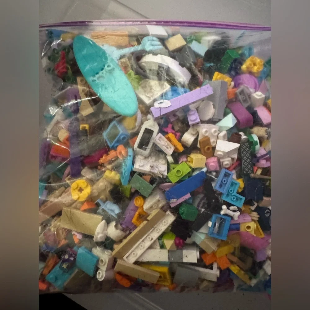 Lego misc freestyle bag as shown